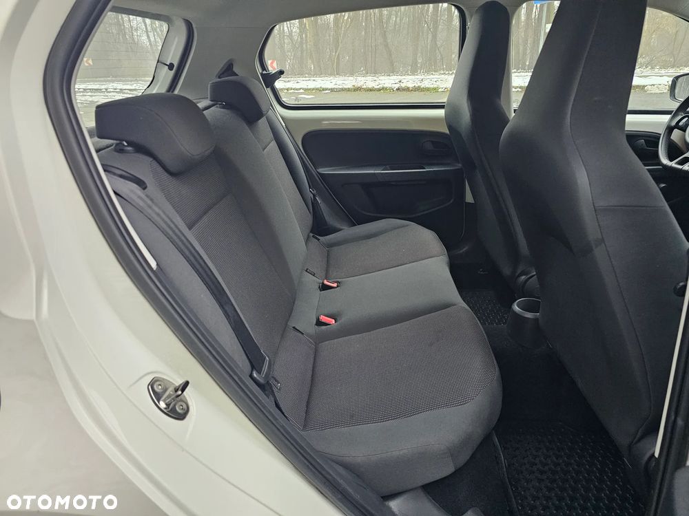 Volkswagen up! white - 14