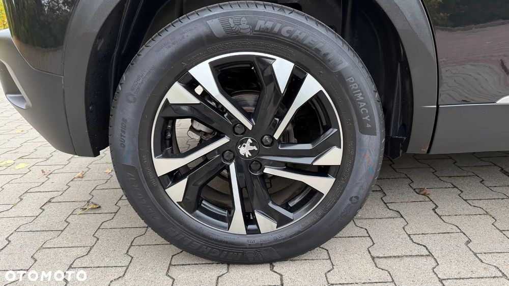 Peugeot 2008 1.2 PureTech Allure Pack S&S - 17