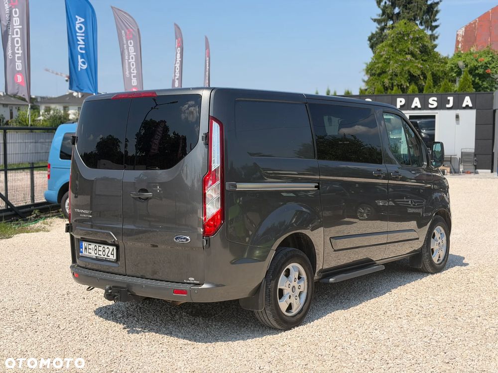 Ford TRANSIT CUSTOM - 9