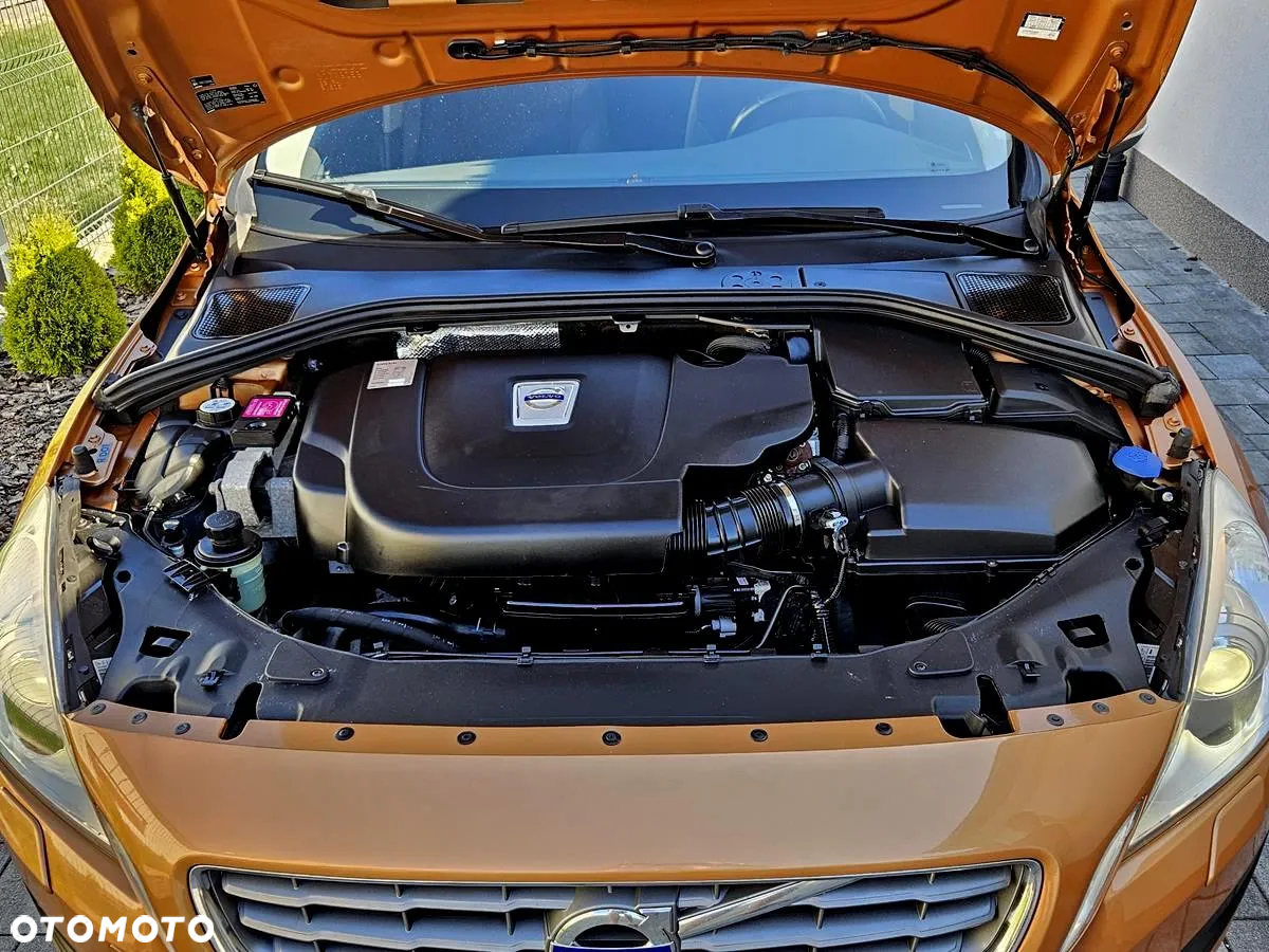 Volvo V60 D3 Summum - 35