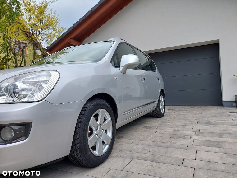 Kia Carens 2.0 CVVT EX - 38