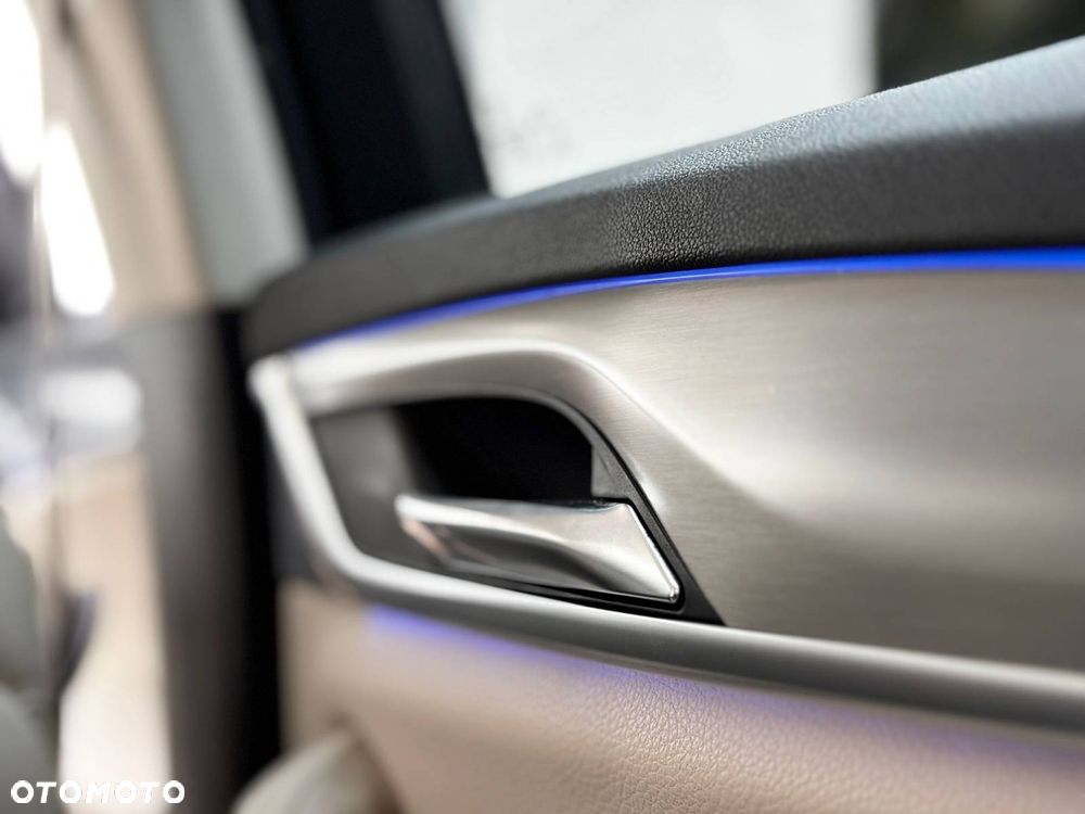 BMW Seria 5 520d xDrive Luxury Line - 22