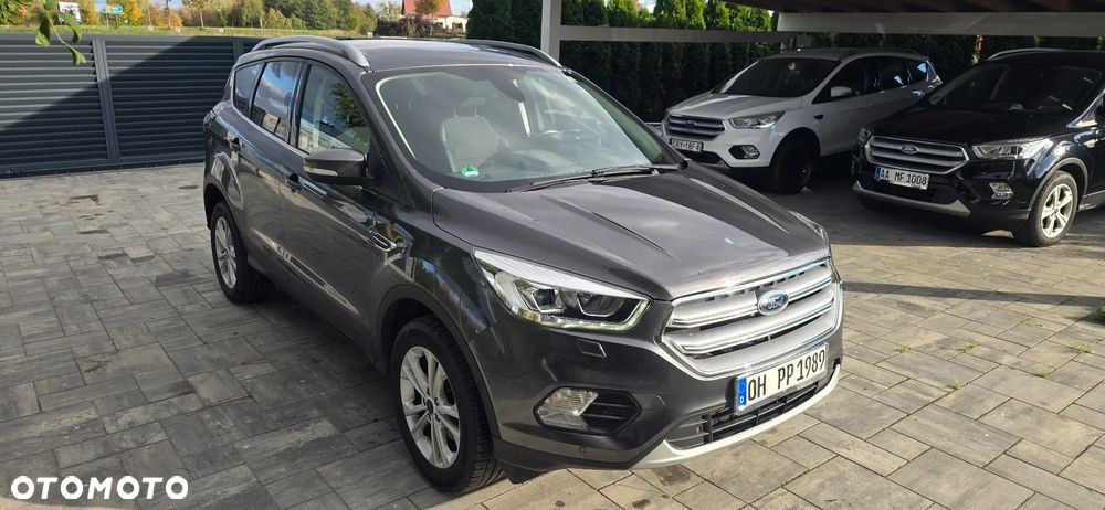 Ford Kuga 1.5 EcoBoost 2x4 Titanium - 5
