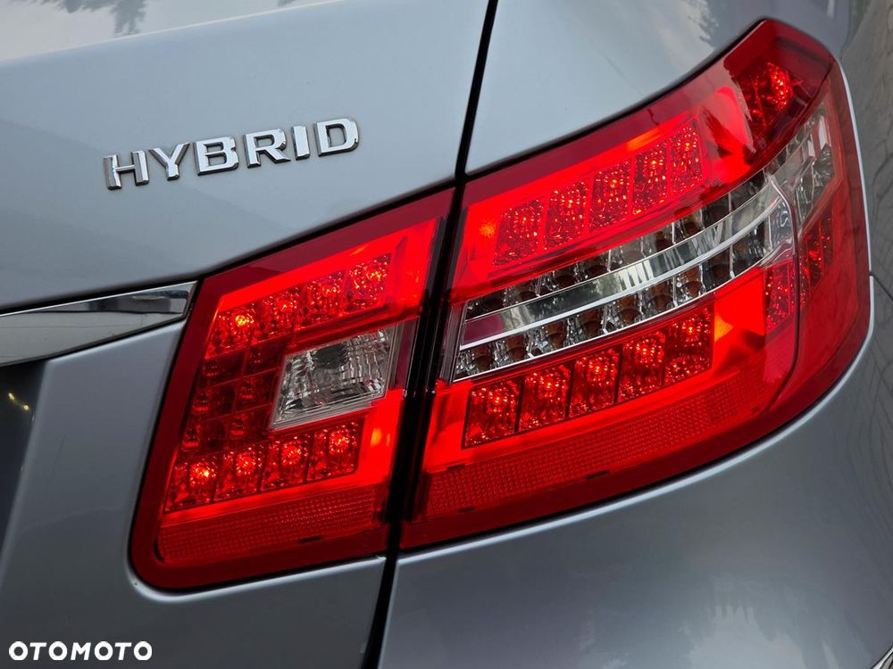 Mercedes-Benz Klasa E 300 BlueTEC HYBRID Avantgarde - 9