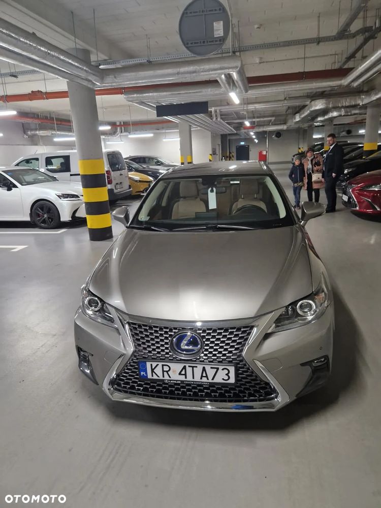 Lexus CT 200h Elegance - 2
