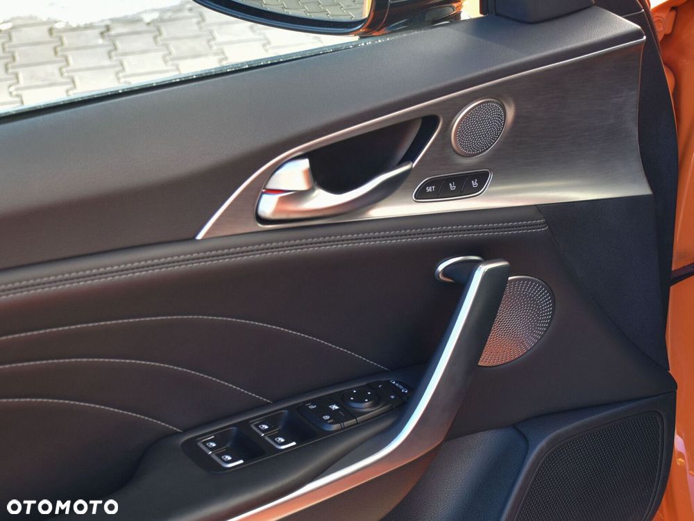 Kia Stinger 3.3 T-GDI V6 GT Prestige Line AWD - 18