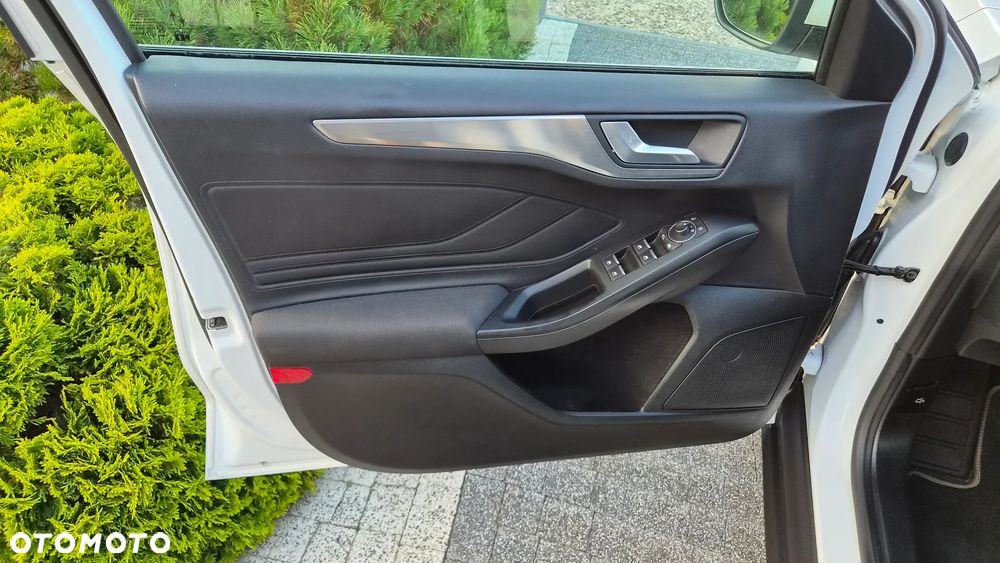 Ford Focus - 19