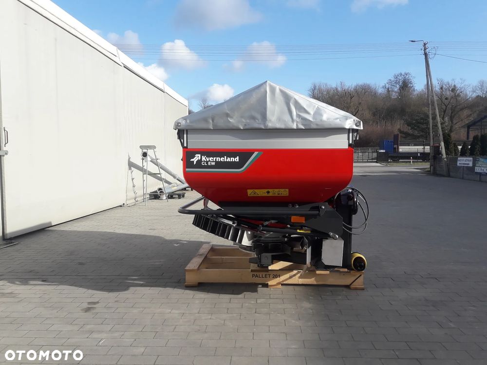 Kverneland Rozsiewacz z wagą Exacta CL EW 2000 L, komputer , antena - 18