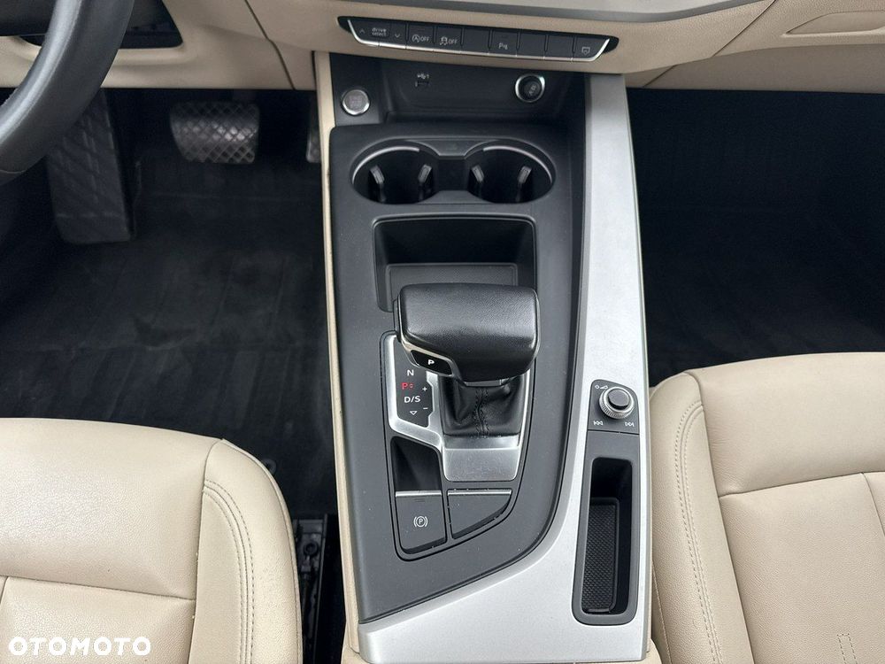 Audi A4 Avant - 25