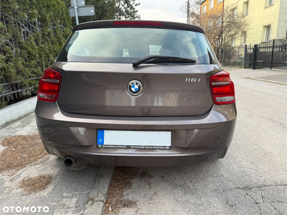 BMW Seria 1 116i - 16