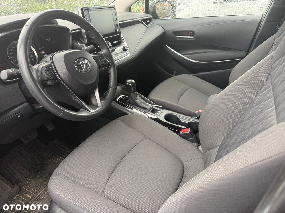 Toyota Corolla - 2