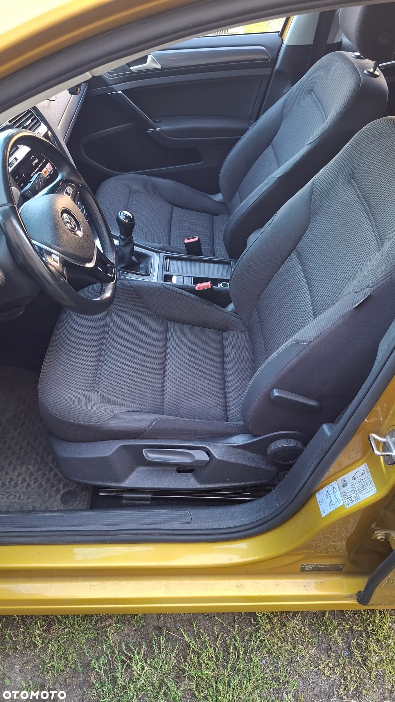 Volkswagen Golf VII 1.4 TSI BMT Comfortline - 2