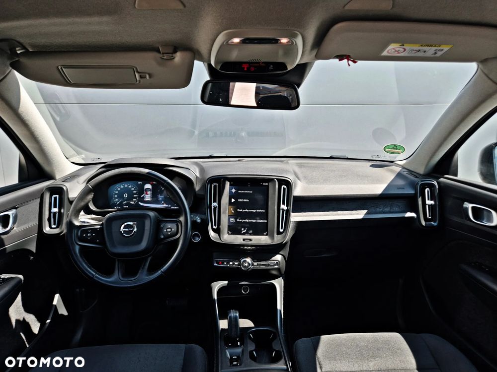 Volvo XC 40 D3 Momentum Pro - 26