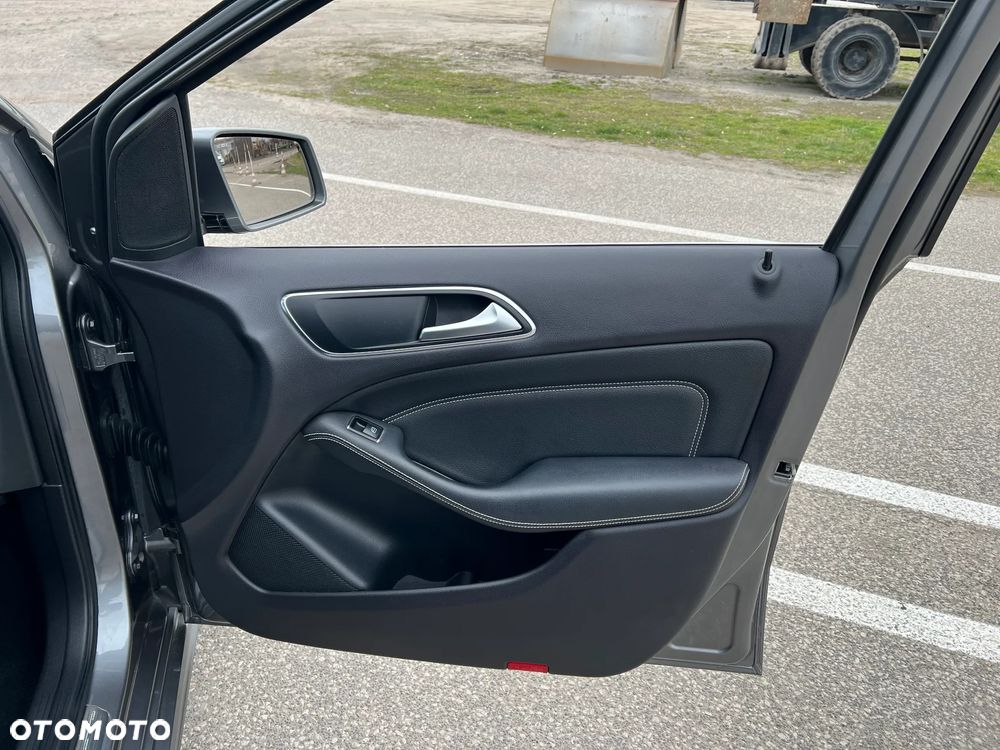 Mercedes-Benz Klasa B 180 (CDI) d BlueEff Edition - 25