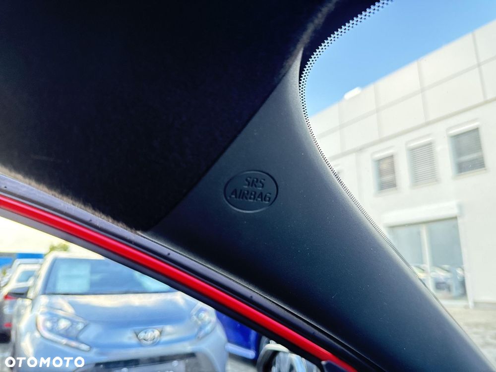 Toyota Yaris Hybrid 1.5 Selection Style - 24