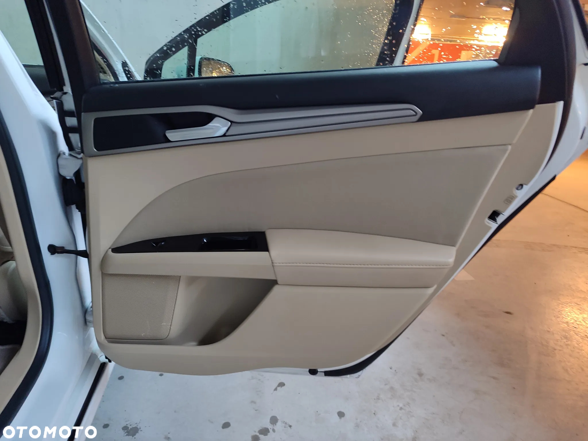 Ford Fusion - 30