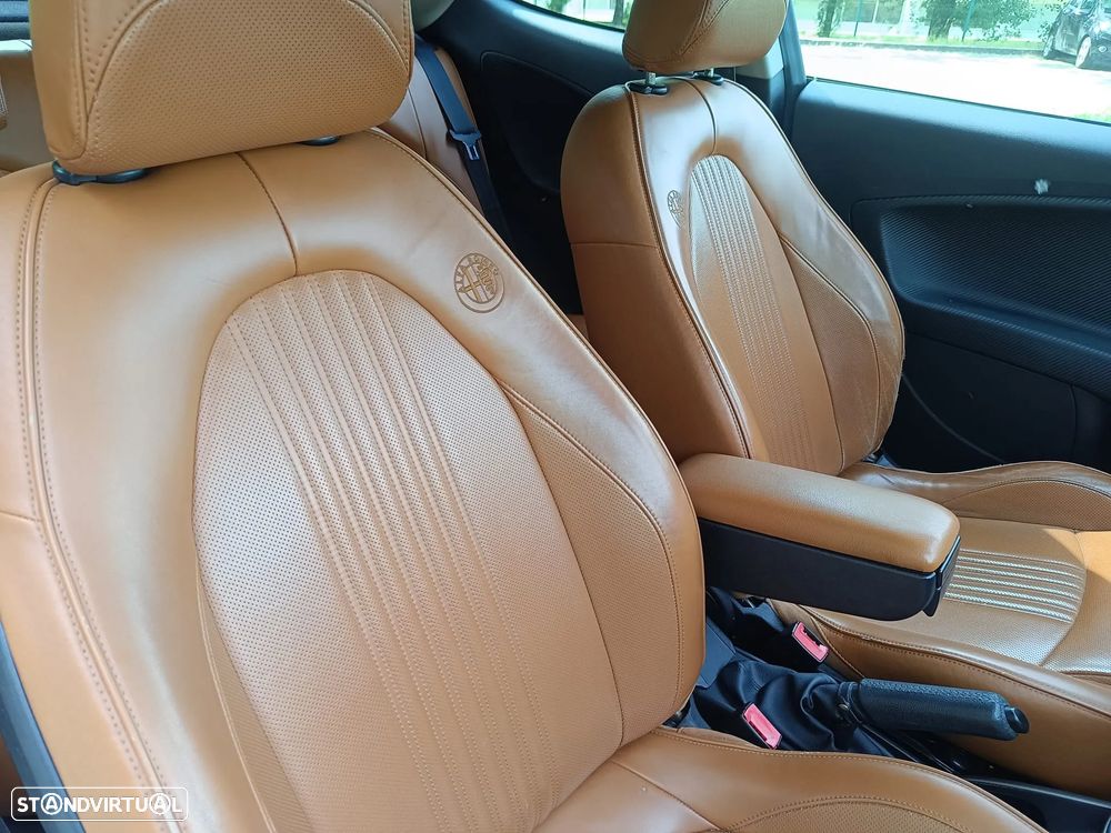 Alfa Romeo MiTo 1.3 JTD Distinctive - 13