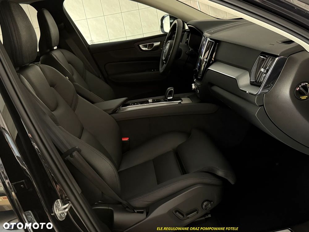 Volvo XC 60 B4 D Plus Dark - 9