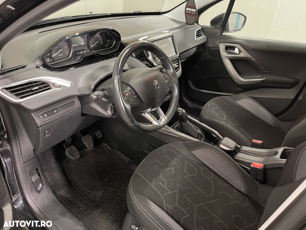 Peugeot 2008 1.5 BlueHDI FAP Allure - 5