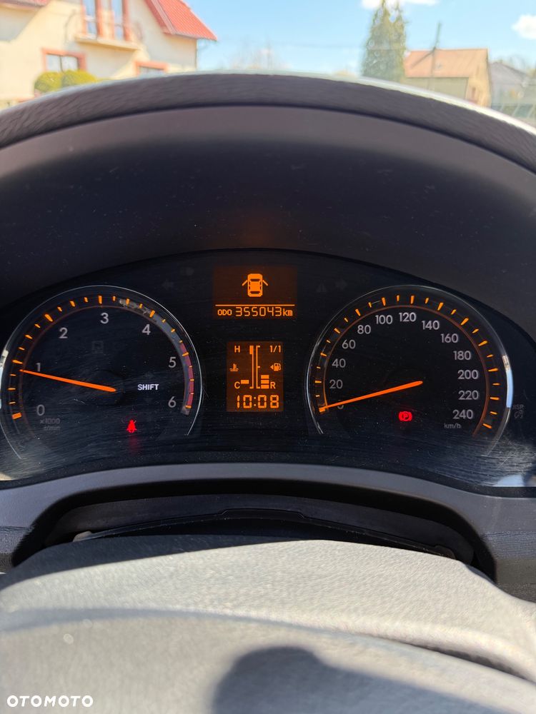 Toyota Avensis 2.0 D-4D Luna - 8