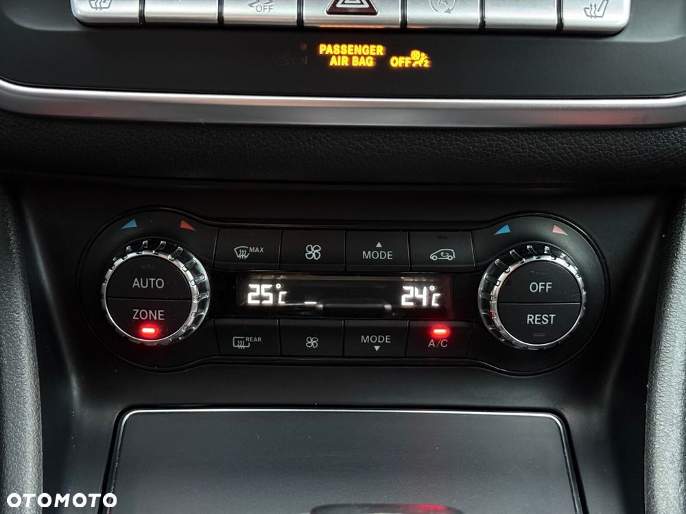 Mercedes-Benz GLA AMG 45 4-Matic - 22