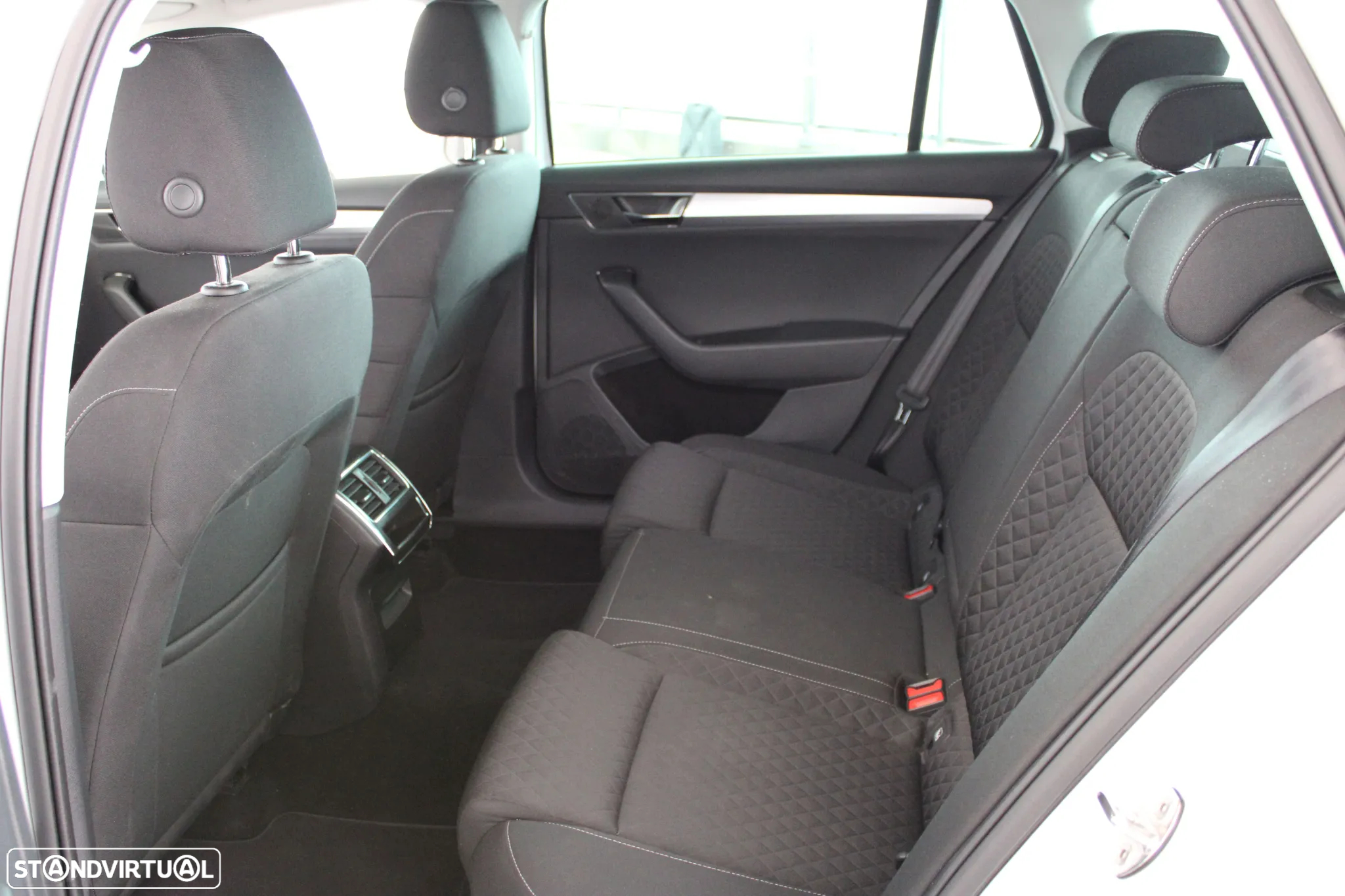 Skoda Superb Break 2.0 TDI Ambition - 18