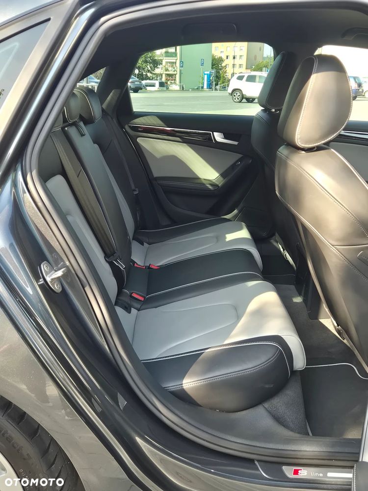 Audi A4 Limousine 2.0 TFSI quattro S tronic S line Sportpaket - 15