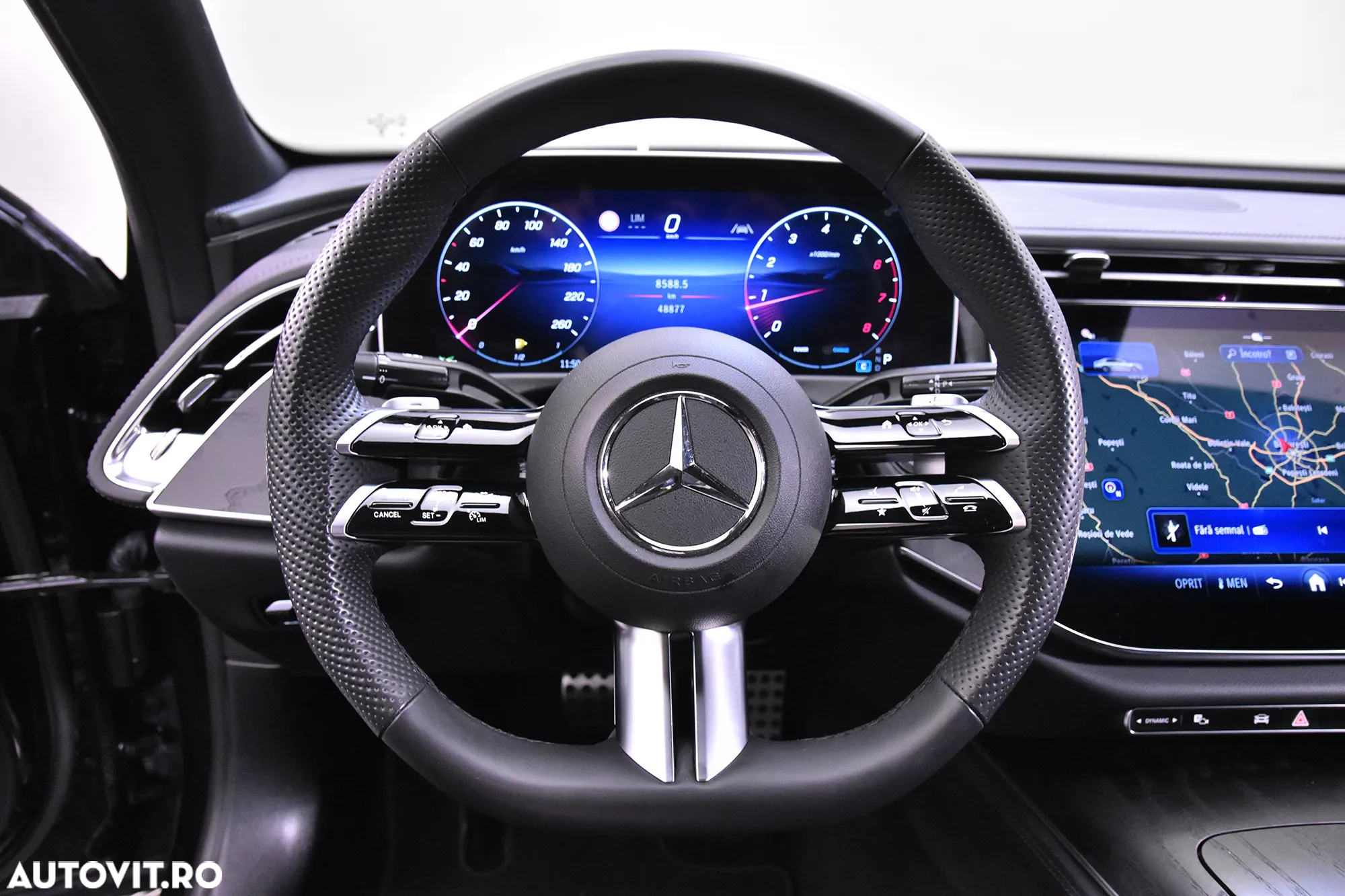 Mercedes-Benz E - 16