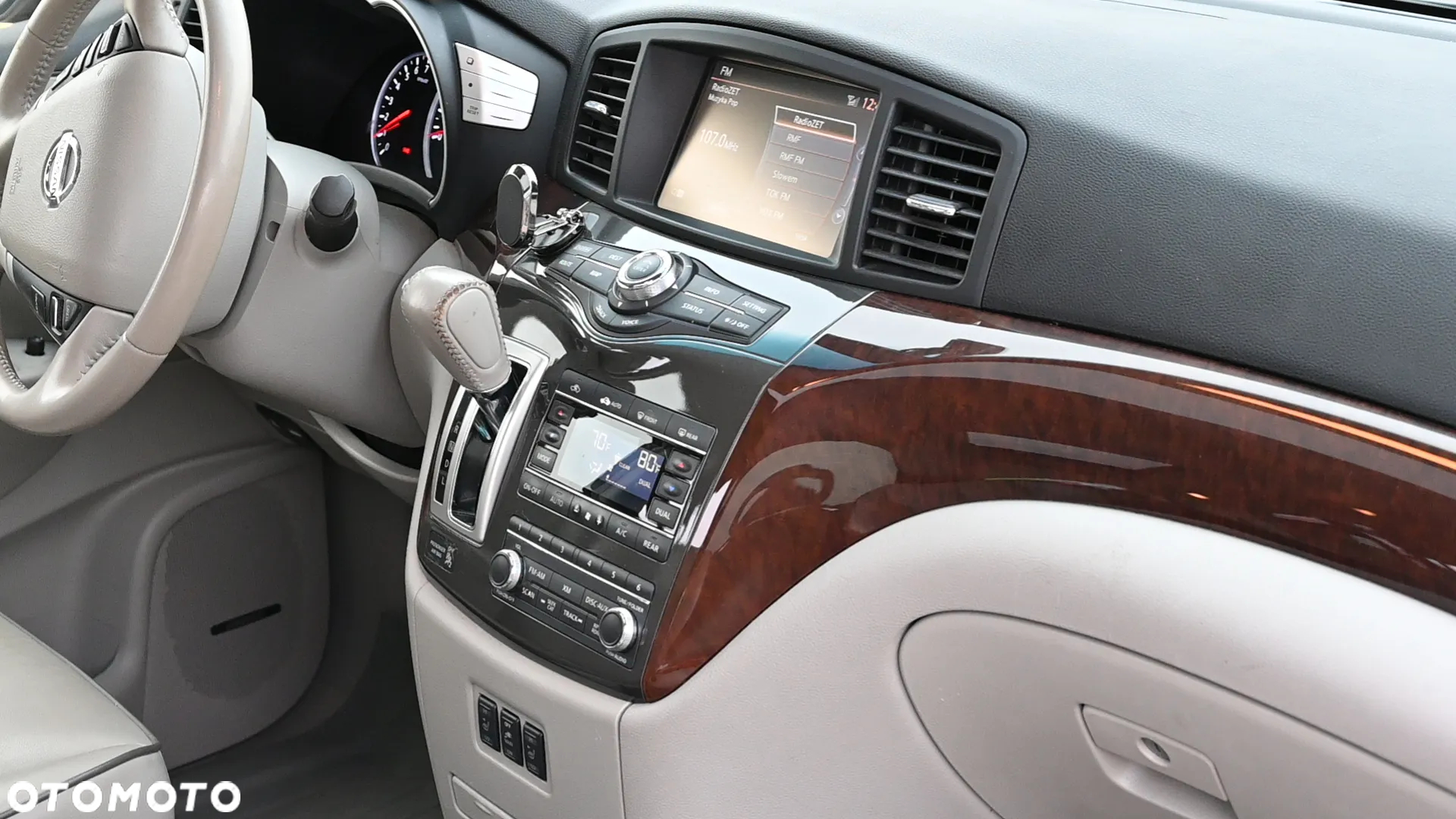 Nissan Quest - 11