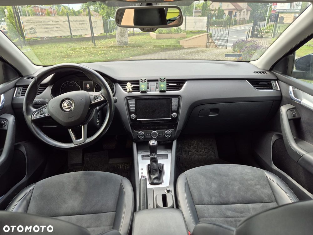 Skoda Octavia 2.0 TDI Elegance DSG - 15