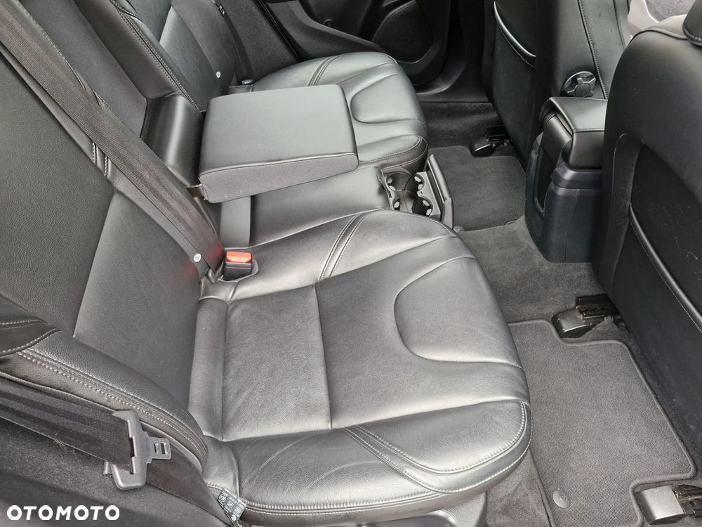 Volvo V40 D2 Inscription - 36