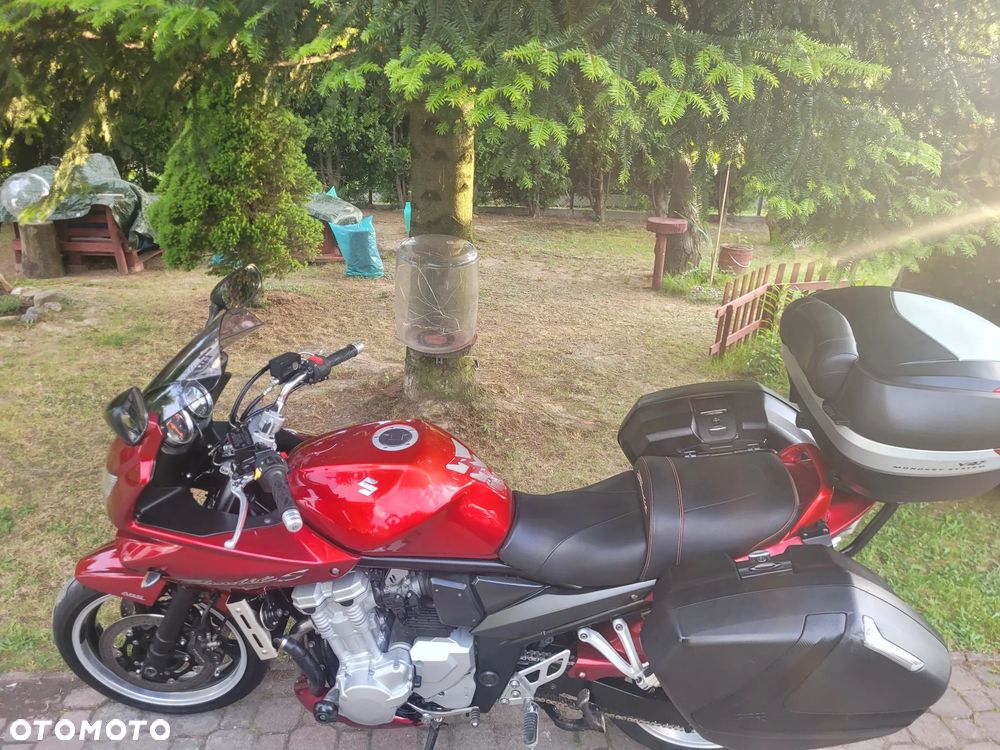 Suzuki Bandit - 25