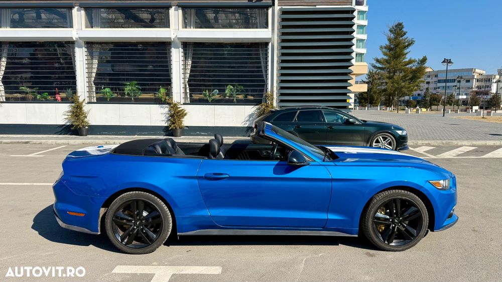 Ford Mustang Cabrio 2.3 Eco Boost - 25