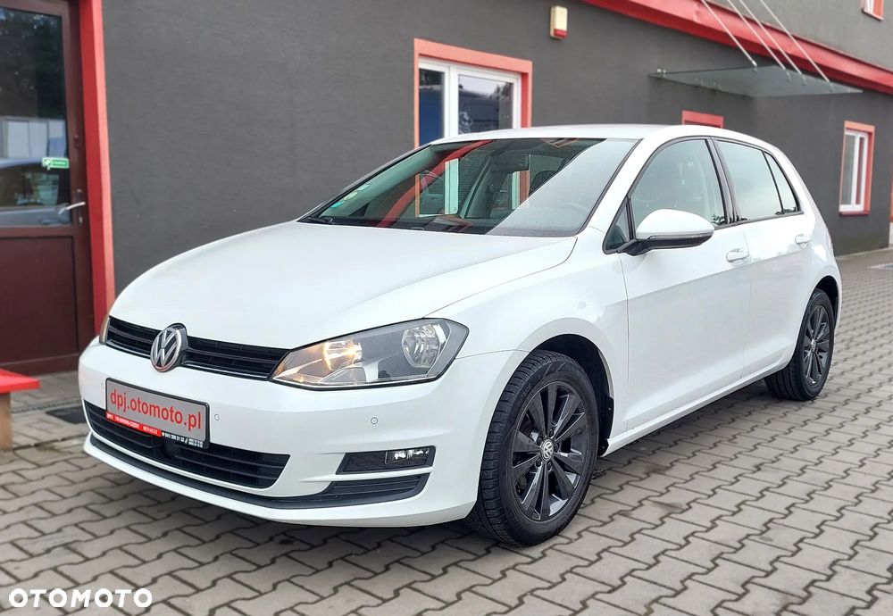 Volkswagen Golf - 2