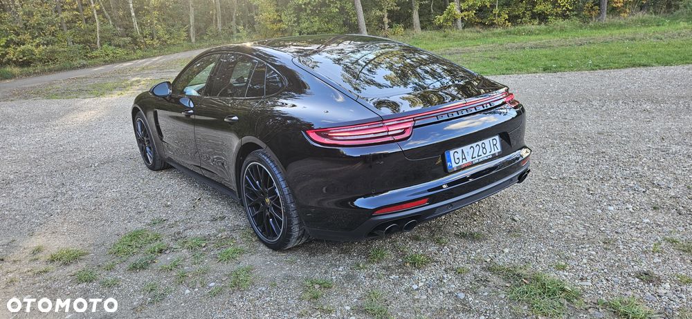 Porsche Panamera Turbo Executive - 4