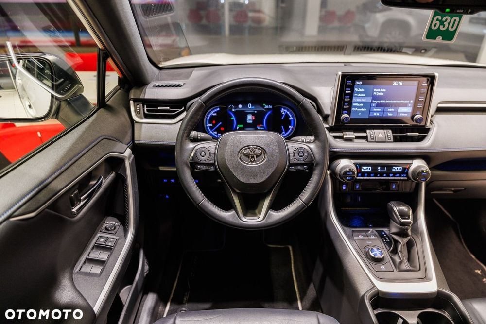 Toyota RAV4 - 28