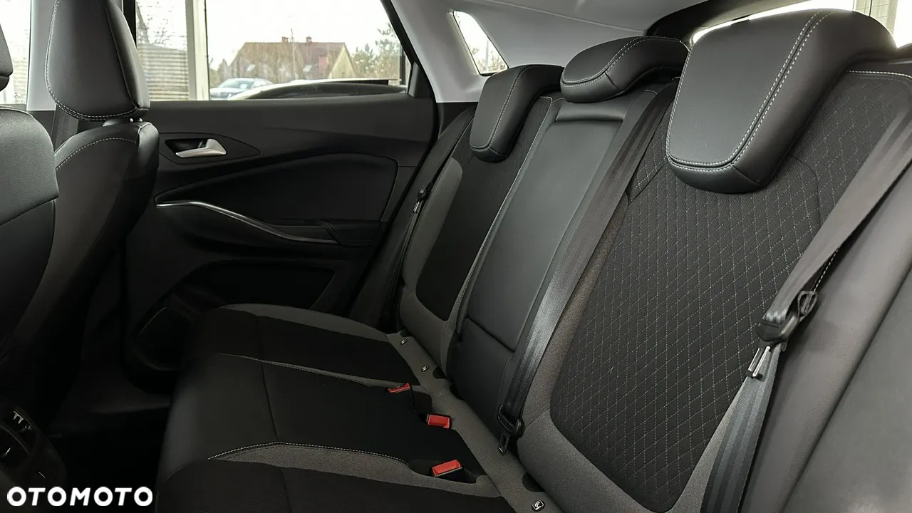 Opel Grandland X 1.6 T Elite S&S - 4