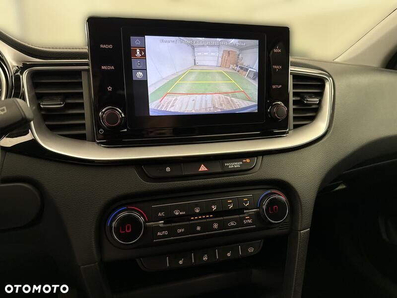 Kia Ceed 1.5 T-GDI L - 16