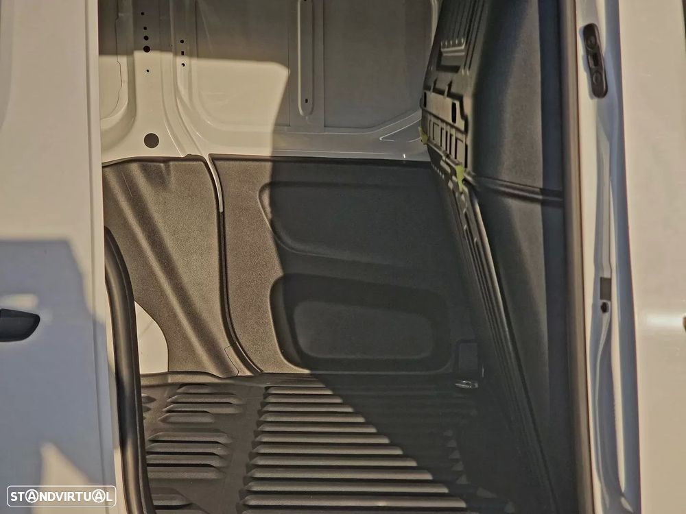 Peugeot Partner 1.5 BlueHdi 100cv (IVA DEDUTÍVEL) - 7