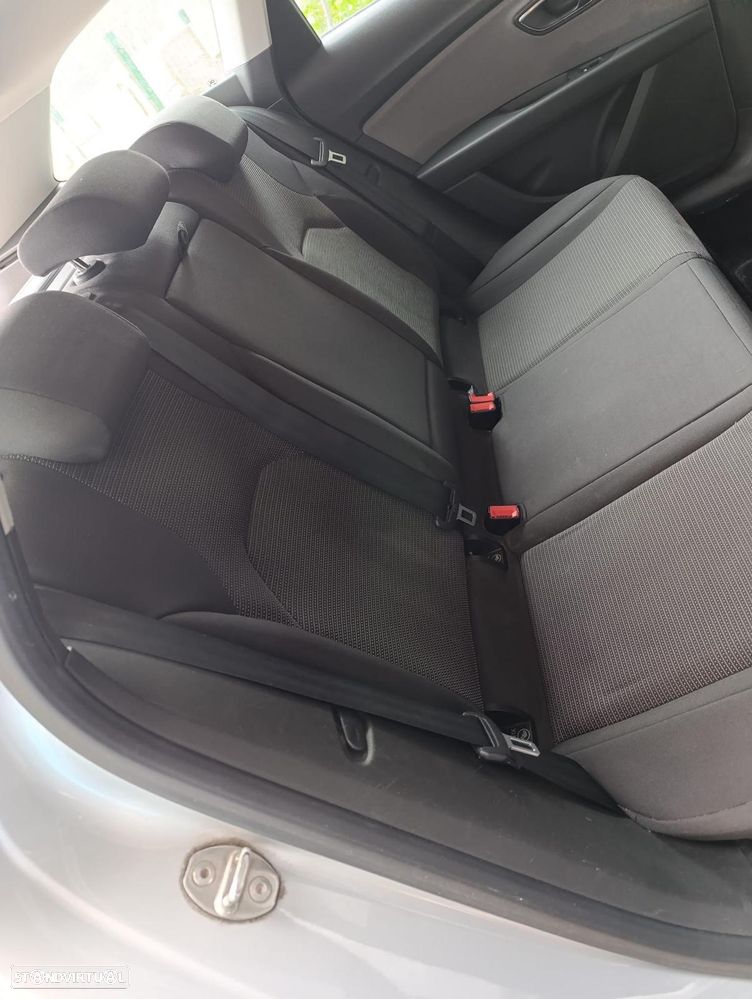 SEAT Leon ST 1.6 TDI Style S/S - 9