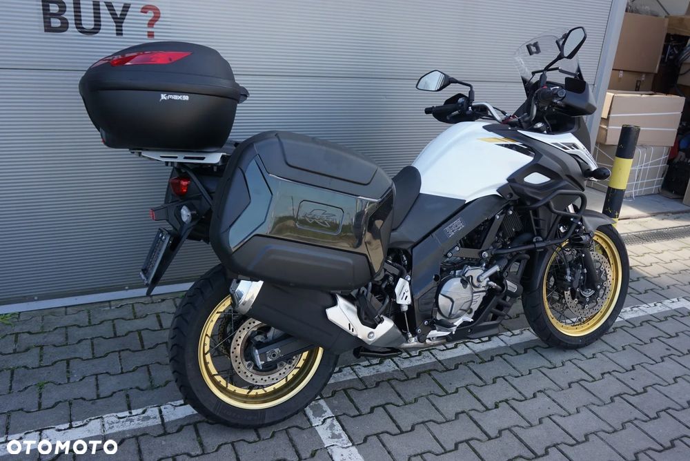 Suzuki V-STROM - 3