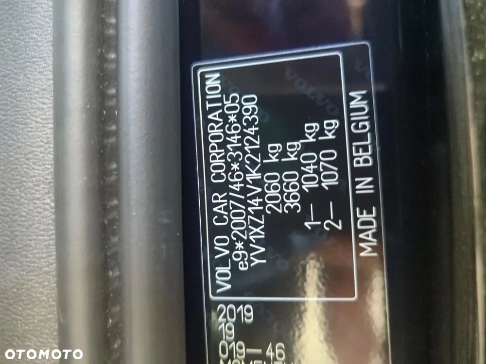 Volvo XC 40 T3 Momentum - 23