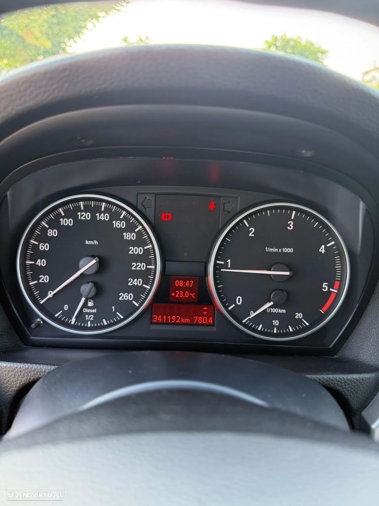 BMW 320 d - 9