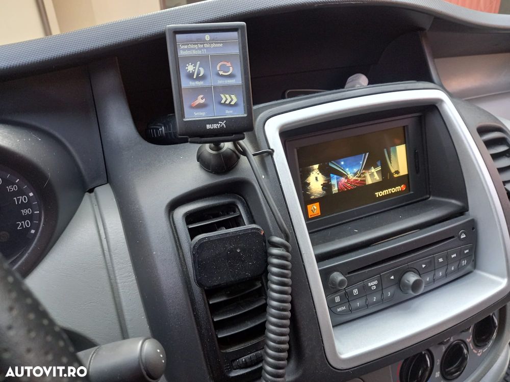 Renault Trafic - 12