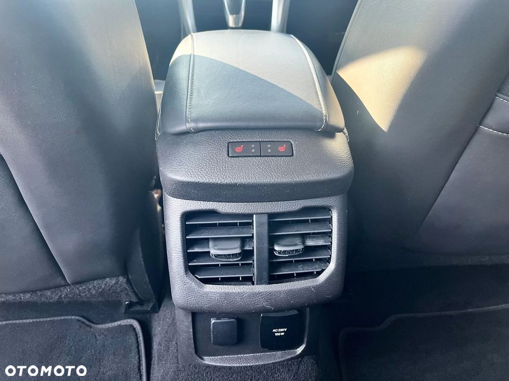 Ford Mondeo - 26