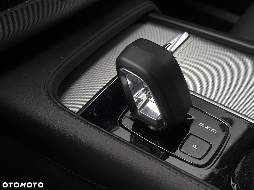 Volvo XC 90 - 19