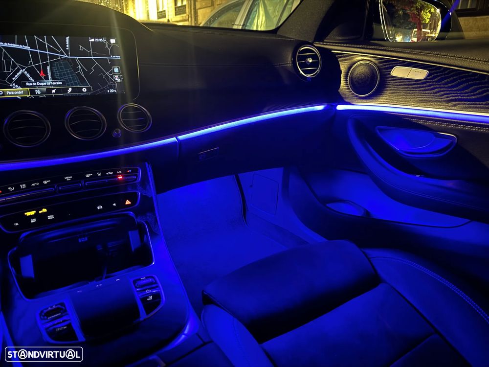 Mercedes-Benz E 300 - 22
