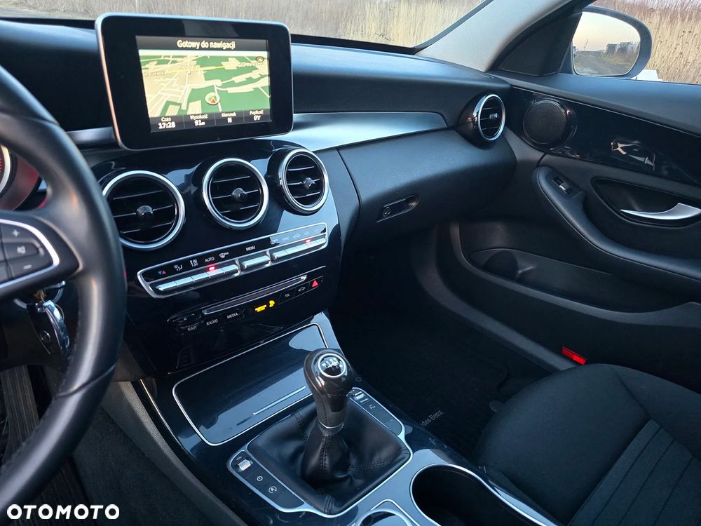 Mercedes-Benz Klasa C 180 (BlueTEC) d Avantgarde - 21