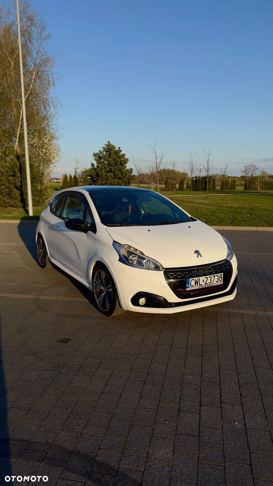 Peugeot 208 THP STOP & START GTi - 4
