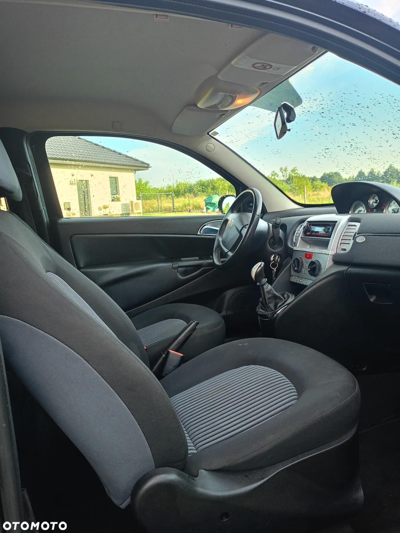 Lancia Ypsilon 1.2 8V Argento (4 os.) - 11